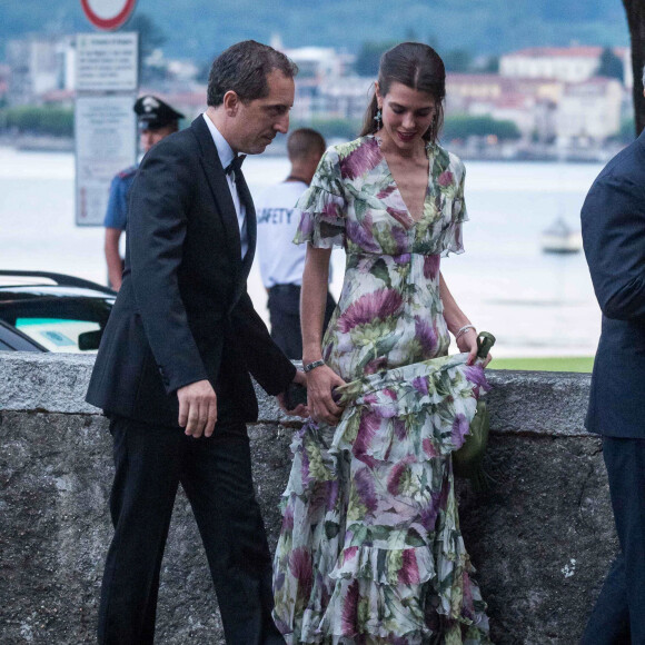 Charlotte Casiraghi et son ex-compagnon Gad Elmaleh - Arrivées pour la soirée de mariage de Pierre Casiraghi et Beatrice Borromeo au château Rocca Angera (château appartenant à la famille Borromeo) à Angera sur les Iles Borromées, sur le Lac Majeur, le 1er août 2015. (SGP / BESTIMAGE)