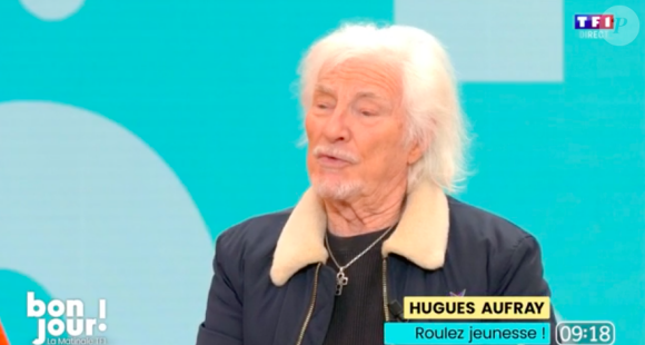 S'était promis de ne jamais divorcer, Hugues Aufray a attendu que son épouse, Hélène Faure, décède pour se marier avec Murielle.
Hugues Aufray sur le plateau de l'émission Bonjour TF1.