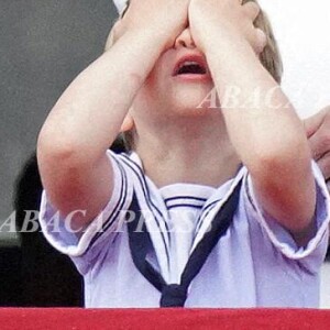 Le Prince Louis réagit sur le balcon du Palais de Buckingham, pour voir le défilé aérien du Jubilé de Platine, le premier jour des célébrations du Jubilé de Platine, Londres, Royaume-Uni, le 2 juin 2022, alors que la Reine célèbre son anniversaire officiel, le premier jour des célébrations du Jubilé de Platine. Photo par Aaron Chown/PA Wire/ABACAPRESS.COM