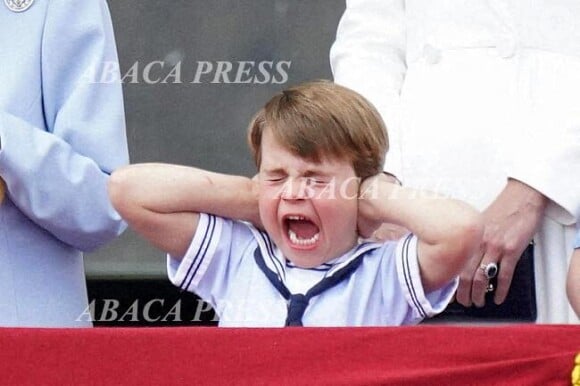 Le Prince Louis réagit sur le balcon du Palais de Buckingham, pour voir le défilé aérien du Jubilé de Platine, le premier jour des célébrations du Jubilé de Platine, Londres, Royaume-Uni, le 2 juin 2022, alors que la Reine célèbre son anniversaire officiel, le premier jour des célébrations du Jubilé de Platine. Photo par Aaron Chown/PA Wire/ABACAPRESS.COM