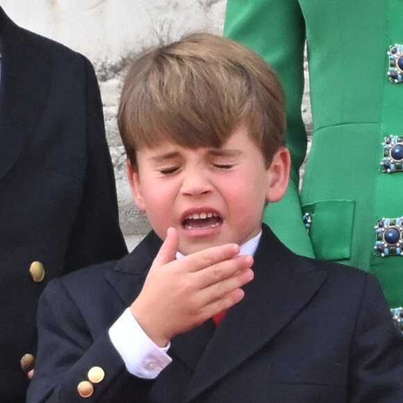 Le prince Louis éternue sur le balcon du palais de Buckingham lors de la cérémonie des couleurs. Londres, Royaume-Uni, le 17 juin 2023. Photo par Doug Peters/EMPICS/PA Wire/ABACAPRESS.COM