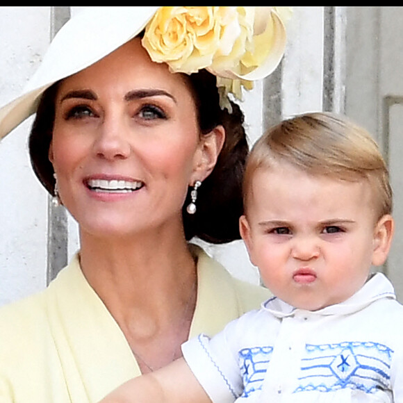 Le duc et la duchesse de Cambridge avec leurs enfants le prince George, la princesse Charlotte et le prince Louis se joignent à SM la reine Elizabeth II accompagnée d'autres membres de la famille royale assiste à Trooping the Colour dans le centre de Londres, au Royaume-Uni, le 08 juin 2019. Photo par Andrew Parsons / Parsons Media /ABACAPRESS.COM