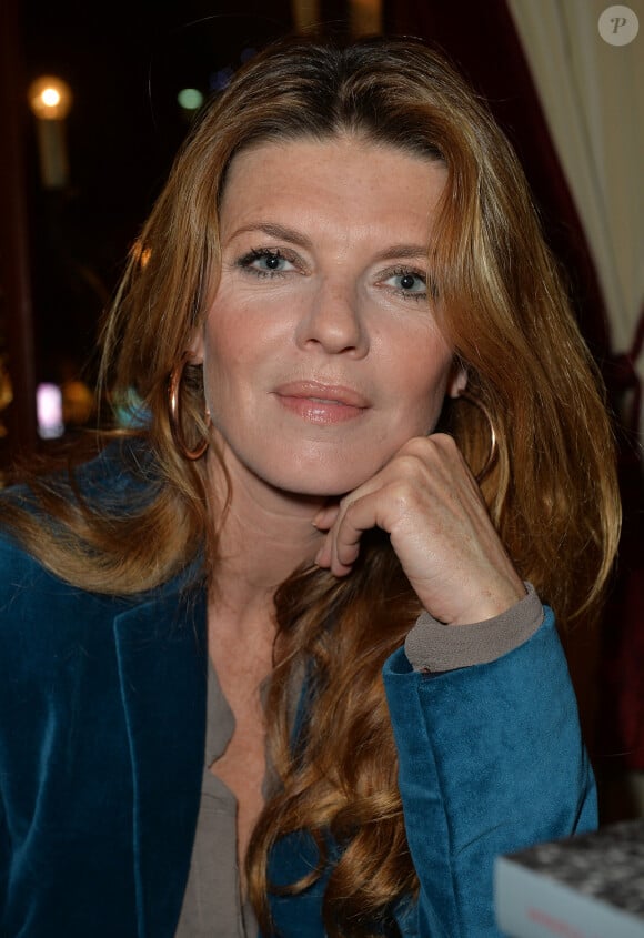 Gwendoline Hamon - 37ème Cocktail des écrivains dans les salon du Fouquet's à Paris le 27 novembre 2014.