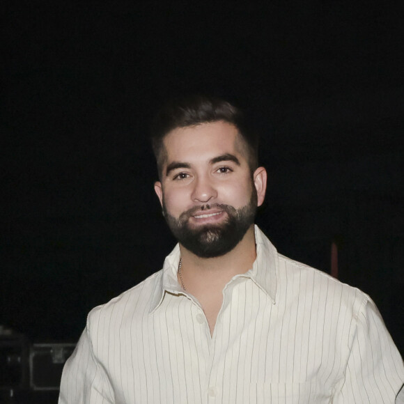 Info - Kendji Girac a été blessé par balle cette nuit sur une aire de gens du voyage à Biscarosse - Exclusif - Kendji Girac - Backstage - Enregistrement de l'émission "Ce soir on chante pour l'Unicef, pour chaque enfant" à La Seine Musicale, diffusée le 25 avril sur W9. Le 13 mars 2023. © G.Gaffiot-J.Tribeca / Bestimage 