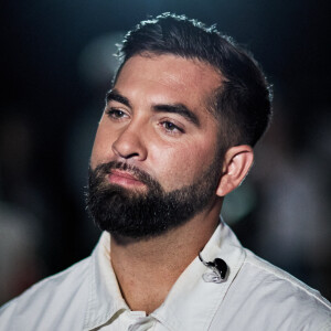 "Je vis toujours comme un gitan" a confié Kendji Girac.
Enregistrement de l'émission "Avec Florent, tout le monde ELA" à La Seine Musicale à Paris © Cyril Moreau-Dominique Jacovides / Bestimage 