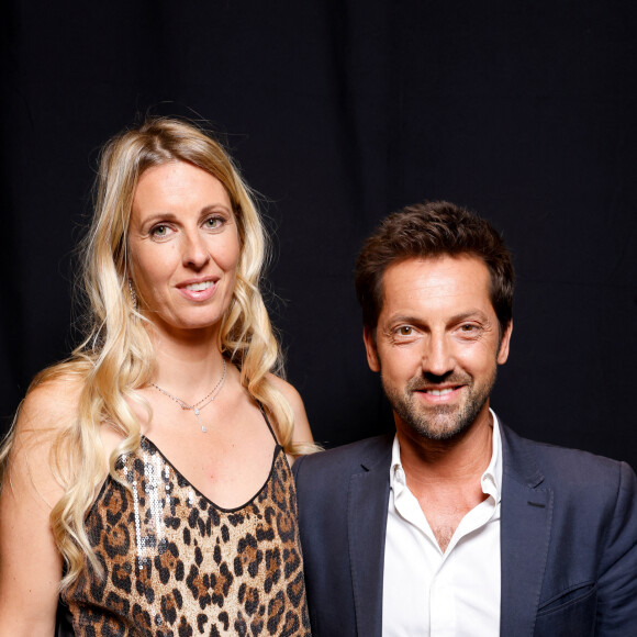 Ce qui l'a alors poussé à s'installer dans la région avec son épouse Stéphanie et leur fils.
Exclusif - Frédéric Diefenthal et sa compagne Stéphanie Seguin - Backstage de l'enregistrement de l'émission "La Chanson secrète 8" à la Seine musicale à Paris, diffusée le 4 septembre sur TF1 © Gaffiot-Moreau / Bestimage