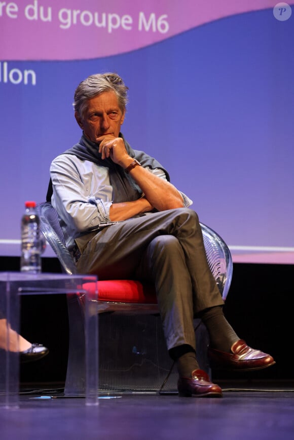 Nicolas de Tavernost, Président du Directoire du Groupe M6 - Photocall avec les intervenants du Grand débat lors du Festival de la Fiction de La Rochelle. Le 17 septembre 2021 © Jean-Marc Lhomer / Bestimage  