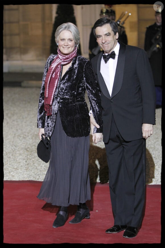 François Fillon et Penelope Fillon à l'Elysée pour le dîner d'Etat en l'honneur de l'ancien président Medvedev.