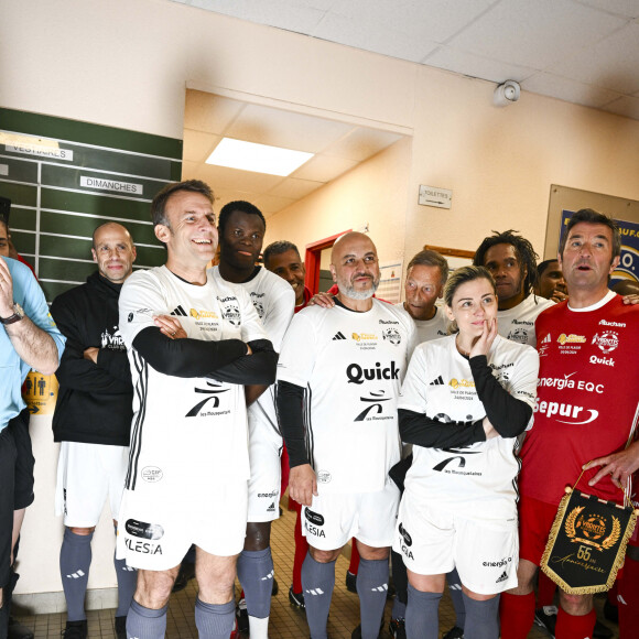Exclusif - Emmanuel Macron - Match de football caritatif du Variétés club de France au profit de l'opération Pièces jaunes au stade Bernard Giroux à Plaisir, France, le 24 avril 2024. Le match a permis de récolter 57.500€. © Pierre Perusseau/Bestimage