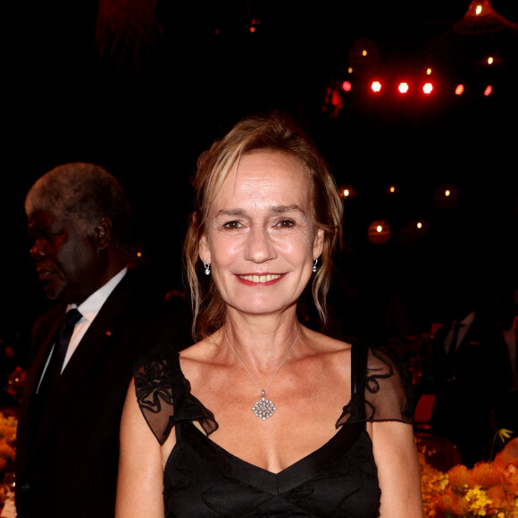 "J'essaye d'avoir bonne mine. Je fais un peu de laser ou de mésothérapie."
Exclusif - Sandrine Bonnaire - Dîner de gala organisé par la Fondation "Children of Africa" à l'initiative de Madame D.Ouattara, Première Dame de Côte d'Ivoire et Présidente fondatrice de "Children of Africa" au Sofitel Ivoire à Abidjan. Le 1er Mars 2024 © Dominique Jacovides / Bestimage 