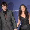 Ashton Kutcher et Demi Moore lors du gala de charité 'A Night at Sardi's' à Los Angeles le 18 mars 2010