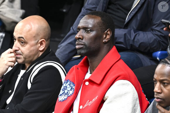 Omar Sy lors du match de basket du championnat de France, Betclic élite entre Paris et Metropolitans 92 (Mets ou Boulogne-Levallois) le 16 mai 2023 à Levallois, France. Photo par Victor Joly/ABACAPRESS.COM