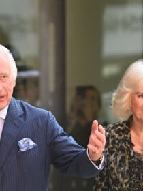 VIDEO Charles III de retour malgré le traitement : sourire et grande forme avec Camilla, le roi nage dans le bonheur !