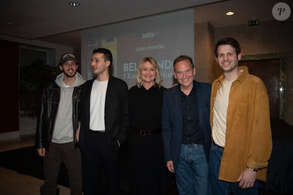 Exclusif - Luana Belmondo entourée de ses fils, Victor, Giacomo et Alessandro, Philippe Thuillier - Avant-première du documentaire "Belmondo, l'Italie en héritage" à la Maison de l'Italie à Paris. © Sam Delpech / Bestimage