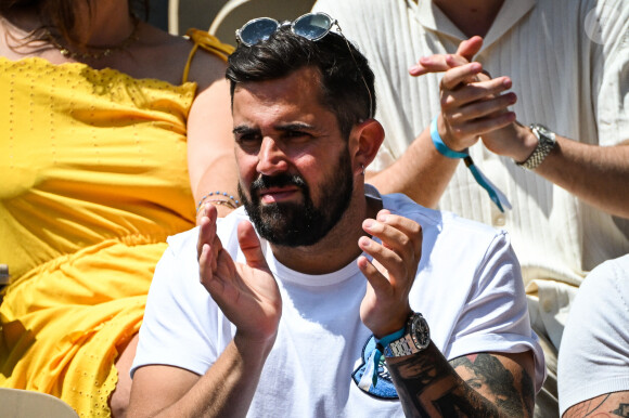 Victor-Artus Solaro (Artus) en tribunes lors des Internationaux de France de tennis de Roland Garros 2023 à Paris, France, le 28 mai 2023. © Matthieu Mirville/Bestimage 