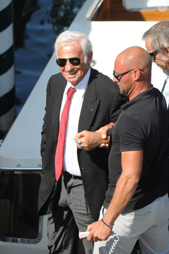Jean-Paul Belmondo à son arrivée à l'hôtel Excelsior lors du 73ème Festival du Film de Venise, la Mostra. Le 8 septembre 2016 