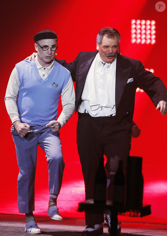 Vincent Lagaf présente un spectacle avec Gilbert et Lucien Gruss lors du Gala du 30e anniversaire du cirque Arlette Gruss à Bordeaux, France, le 16 janvier 2015. Photo par Patrick Bernard/ABACAPRESS.COM