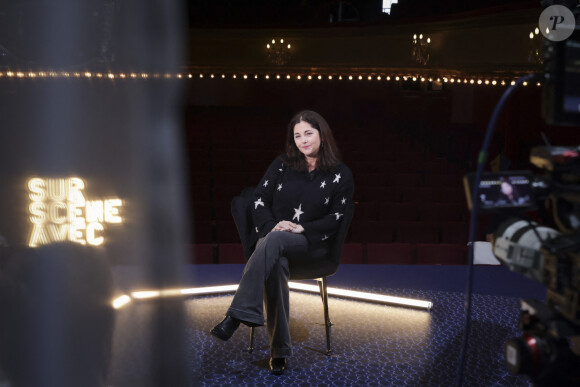 Exclusif - Cristiana Reali lors du tournage de l'émission "Sur scène avec" au théâtre des Bouffes Parisiens à Paris le 2 mai 2024. © Jack Tribeca / Bestimage