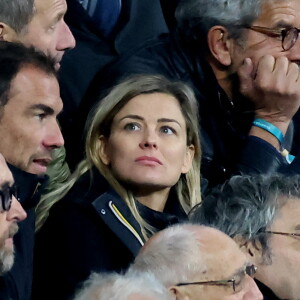 Laure Boulleau enceinte et son compagnon Bruno Cheyrou, Philippe Caverivière - People des les tribunes de la coupe du Monde de Rugby France 2023 - Match de quart de finale "France-Afrique du Sud (28-29)" au Stade de France à Saint-Denis 15 octobre 2023. © Moreau-Jacovides/Bestimage