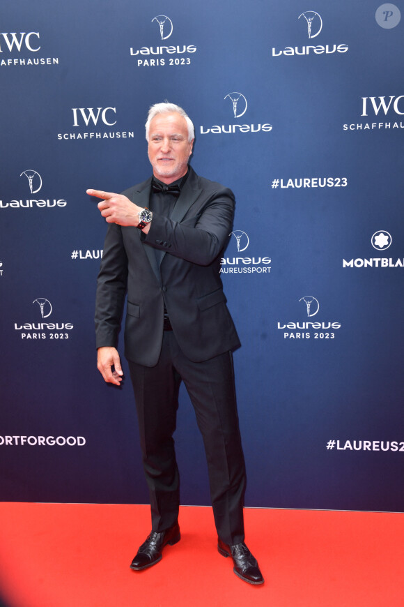 "Laisse-moi finir, s'il te plaît, Laure !", a lancé David Ginola

David Ginola - Red Carpet de la cérémonie " 2023 Laureus World Sports Awards" à Paris le 8 mai 2023 . Veeren/Bestimage