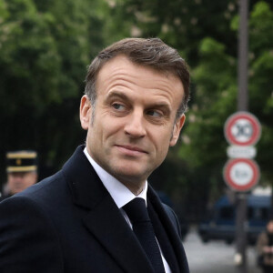 Le président Emmanuel Macron lors de la cérémonie de commémoration du 79ème anniversaire de la Victoire du 8 mai 1945, devant la Statue du Général de Gaulle, à Paris, France, le 8 mai 2024. © Stéphane Lemouton / Bestimage