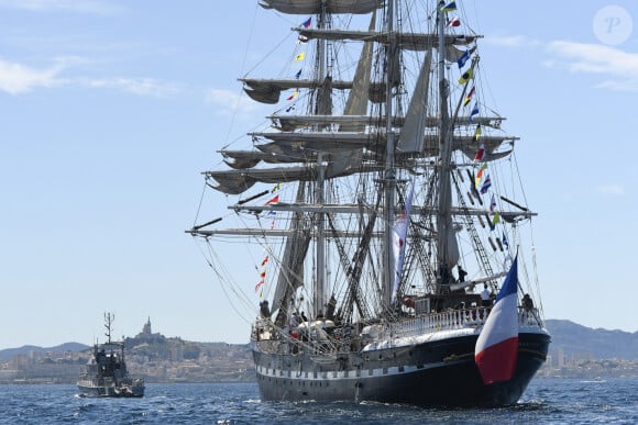 Nolwenn Leroy a assisté à l'arrivée du Bélem à Marseille le 8 mai 2024
Après une traversée de 12 jours entre la Grèce et la France, la Flamme Olympique arrive à bord du bateau Belem à Marseille, le 8 mai 2024. 