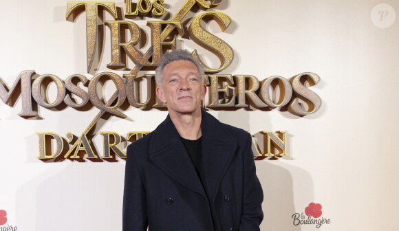 L'acteur n'a de cesse de complimenter sa douce dès lors qu'elle partage des clichés sur Instagram comme ce 10 mai 2024
Vincent Cassel - Première du film "Les Trois Mousquetaires : D'Artagnan" à Madrid. Le 12 avril 2023 