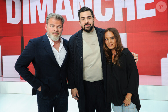 Exclusif - Clovis Cornillac, Artus et Alice Belaidi - Enregistrement de l'émission "Vivement dimanche" au studio Gabriel à Paris, le 17 avril 2024, présentée par M.Drucker, et diffusée le 28 avril 2024 sur France 3. © Guillaume Gaffiot / Bestimage