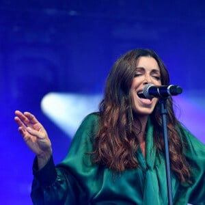 La chanteuse française Jenifer lors du festival Paris Paradis à La Villette à Paris, le 17 septembre 2022. Photo par Christophe Meng/ABACAPRESS.COM