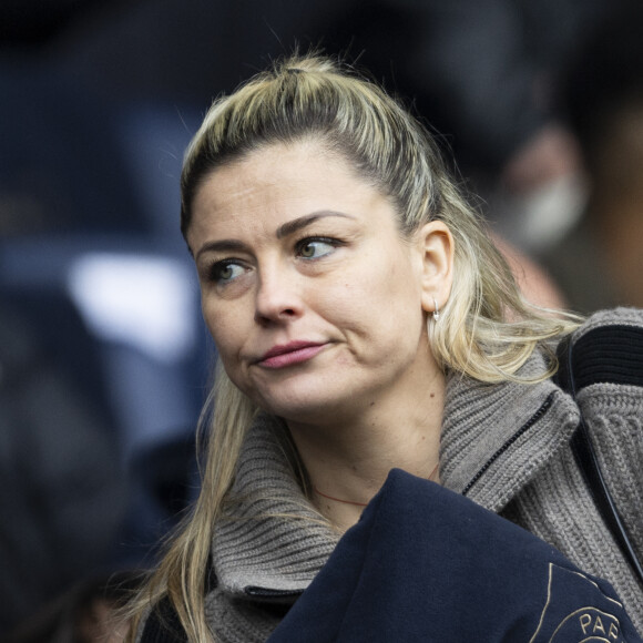 Invitée de Clique, l'ancienne joueuse a évoqué une période compliquée
 
Laure Boulleau - Personnalités dans les tribunes du match de football en ligue 1 Uber Eats PSG / Reims au Parc des Princes à Paris le 10 mars 2024.