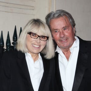 Alain Delon et Mireille Darc le 4 mai 2013 à Cannes, France.