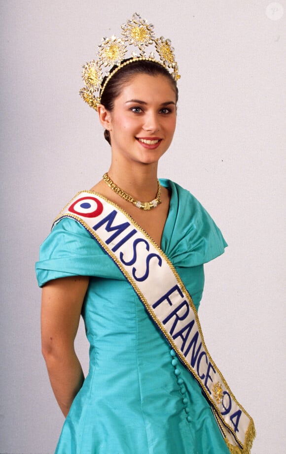 Archive - Portrait - Valerie Claisse (Miss France 1994) 