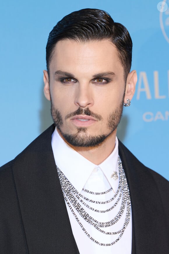 Baptiste Giabiconi - Photocall du dîner d'ouverture du 77ème Festival International du Film de Cannes, au Carlton. Le 14 mai 2024 © Borde-Jacovides-Moreau / Bestimage 