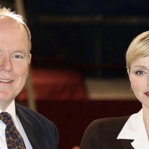 Et que sa famille sera fière de lui !
Le prince Albert II de Monaco et la princesse Charlène de Monaco lors de la remise des prix de l'Exposition Canine Internationale 2024, organisée par la Société Canine de Monaco et le Monaco Kennel Club, dans le quartier de Fonvieille. Monaco, le 4 mai 2024. © Claudia Albuquerque/Bestimage 