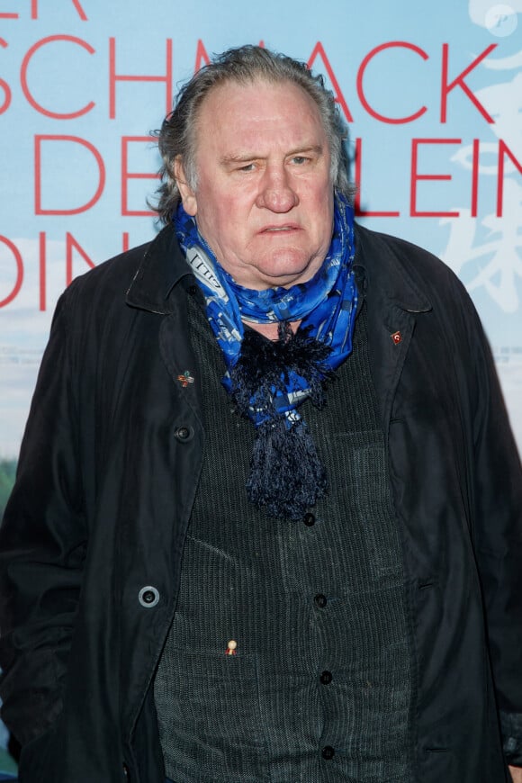 Et notamment le cas Gérard Depardieu, qu'il connait très bien.
Gérard Depardieu à la première du film "he Taste of Small Things" à Berlin le 12 janvier 2023.