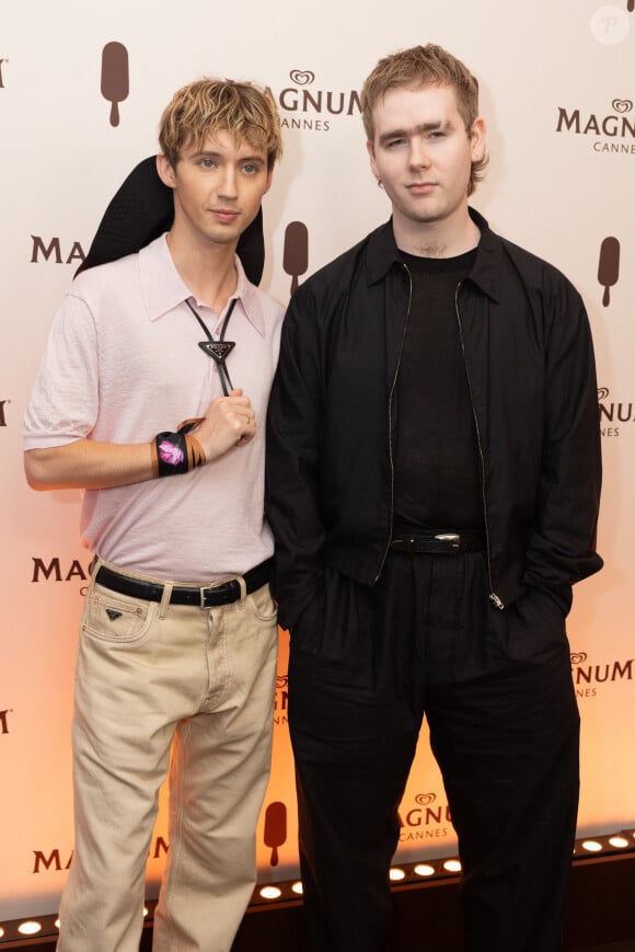 Mura Masa, Troye Sivan - Soirée sur la plage Magnum lors du 77ème Festival International du Film de Cannes, France, le 16 mai 2024. © Jeremy Melloul / Magnum Cannes via Bestimage   