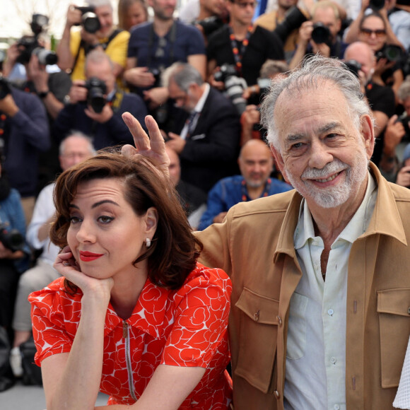 Aubrey Plaza, Francis Ford Coppola et Nathalie Emmanuel au photocall de "Megalopolis" lors de la 77e édition du Festival de Cannes au Palais des Festivals à Cannes, France, le 17 mai 2024. © Jacovides-Moreau/Bestimage