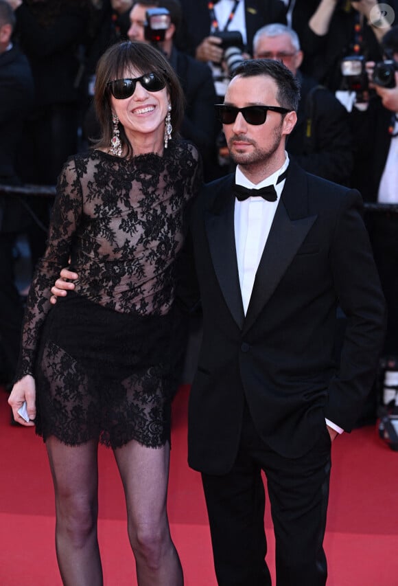 Charlotte Gainsbourg était elle aussi présent à Cannes samedi 18 mai 2024
Montée des marches du film " Emilia Perez " lors du 77ème Festival International du Film de Cannes, au Palais des Festivals à Cannes. Le 18 mai 2024