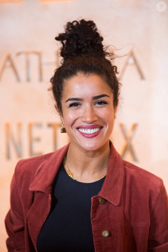 Sabrina Ouazani assiste à la première du film "Athena" de Netflix à la Salle Pleyel le 13 septembre 2022 à Paris. Nasser Berzane/ABACAPRESS.COM