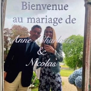 Ou encore Manu Payet. 
Mariage de Nicolas Duvauchelle et Anne-Charlotte @ Instagram