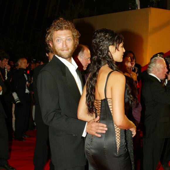 Rappelons-nous notamment de leur montée des marches à Cannes en 2002.
Archives - Vincent Cassel et Monica Bellucci et Vincent Cassel lors de la montée des marches du film ''Irréversible'' pendant le 55ème Festival de Cannes, le 24 mai 2002. ©Frédéric Piau/Bestimage 