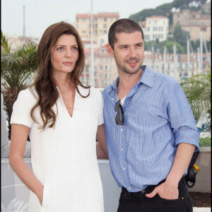 Chiara Mastroianni et Melvil Poupaud - Photocall du film "Un conte de Noel" - 61e festival de Cannes en 2008.