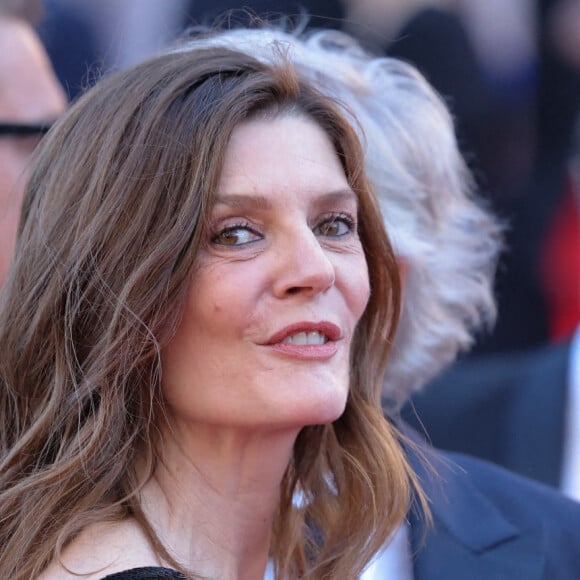 Chiara Mastroianni, montée des marches de 'Marcello Mio' au Festival de Cannes, le 21 mai 2024.