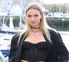 Aurélie Pons, interprète de Salomé Dickens dans le feuilleton, a déjà annoncé quitter le show de TF1.
Aurelie Pons au photocall de la série "Ici Tout Commence" lors de la 25ème édition du Festival de la fiction de la Rochelle, France, le 16 septembre 2023. © Denis Guignebourg/BestImage