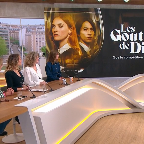 Cécile Bois fait une annonce concernant "Candice Renoir", dans "Télématin", le 22 mai 2024