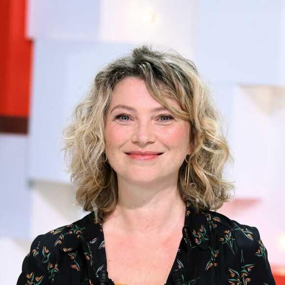 Exclusif - Cécile Bois - Enregistrement de l'émission "Vivement Dimanche prochain" au studio Gabriel à Paris, présentée par M.Drucker et diffusée le 28 avril 2019 sur France 2. Le 10 avril 2019 © Guillaume Gaffiot / Bestimage 