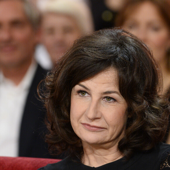 Valerie Lemercier - Enregistrement de l'emission "Vivement dimanche" a Paris le 29 janvier 2013. L'emission sera diffusee le 2 fevrier. 