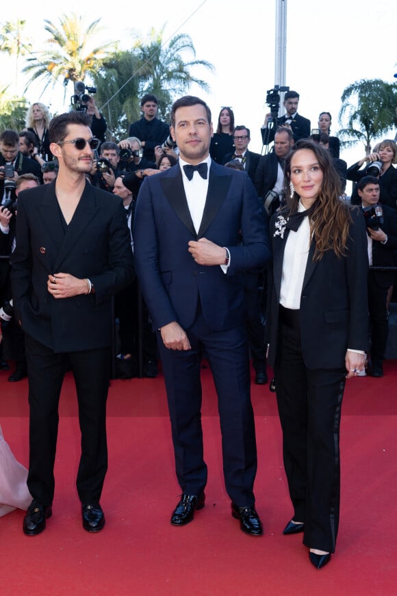 Pierre Niney, Laurent Lafitte, Anaïs Demoustier - Montée des marches du film " Le comte de Monte-Cristo " lors du 77ème Festival International du Film de Cannes, au Palais des Festivals à Cannes. Le 22 mai 2024 © Olivier Borde / Bestimage