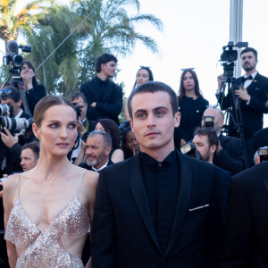 Vassili Schneider, Marie Narbonne, Adèle Simphal, Julien De Saint-Jean, Patrick Mille, Dimitri Rassam - Montée des marches du film " Le comte de Monte-Cristo " lors du 77ème Festival International du Film de Cannes, au Palais des Festivals à Cannes. Le 22 mai 2024 © Olivier Borde / Bestimage