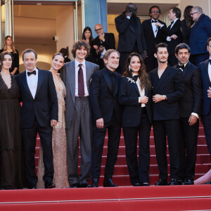 Alexandre de La Patellière, Marie Narbonne, Dimitri Rassam, Anamaria Vartolomei, Patrick Mille, Adèle Simphal, Vassili Schneider, Matthieu Delaporte, Anais Demoustier (enceinte), Pierre Niney, Pierfrancesco Favino, Laurent Lafitte, Julie De Bona - Montée des marches du film « Le comte de Monte-Cristo » lors du 77ème Festival International du Film de Cannes, au Palais des Festivals à Cannes. Le 22 mai 2024 © Jacovides-Moreau / Bestimage  Red carpet of the movie « Le comte de Monte-Cristo » during the 77th Cannes International Film Festival at the Palais des Festivals in Cannes, France. On may 22th 2024 